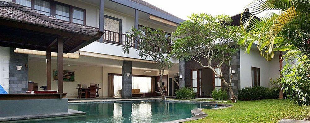 Villa Fanisa Kuta Lombok Exteriör bild