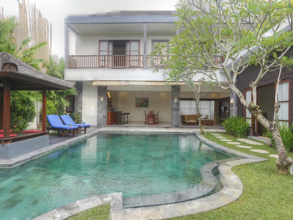 Villa Fanisa Kuta Lombok Rum bild