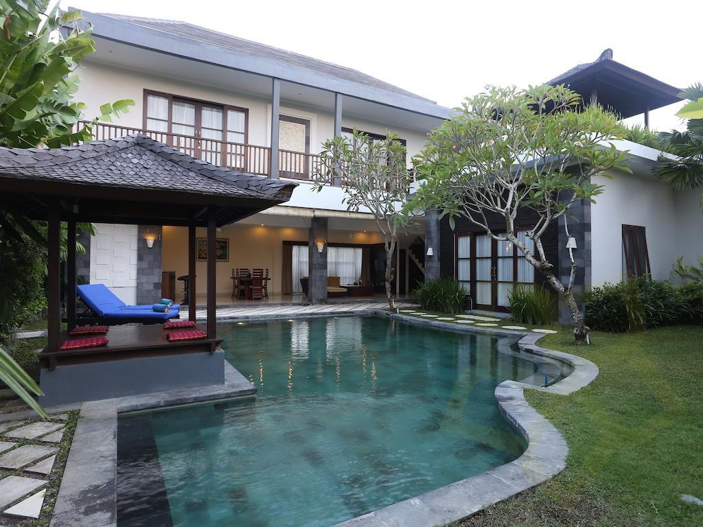 Villa Fanisa Kuta Lombok Rum bild
