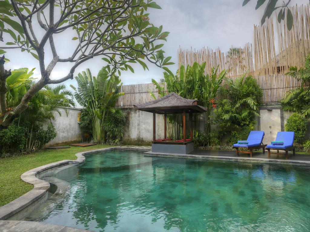 Villa Fanisa Kuta Lombok Rum bild