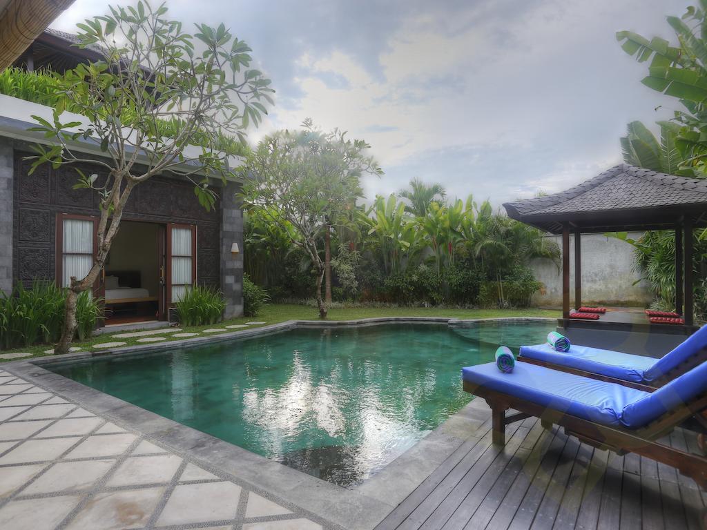 Villa Fanisa Kuta Lombok Rum bild