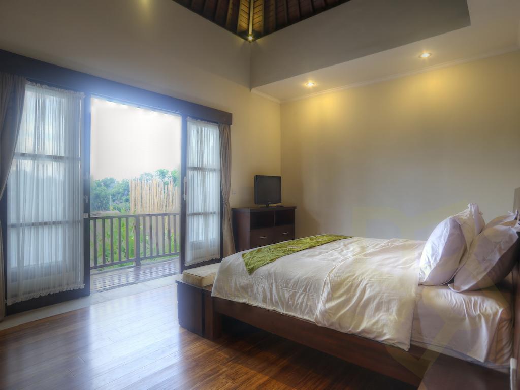 Villa Fanisa Kuta Lombok Rum bild