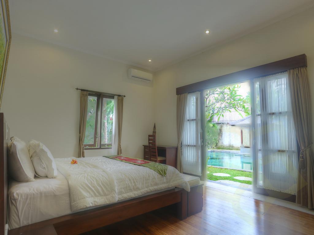 Villa Fanisa Kuta Lombok Rum bild