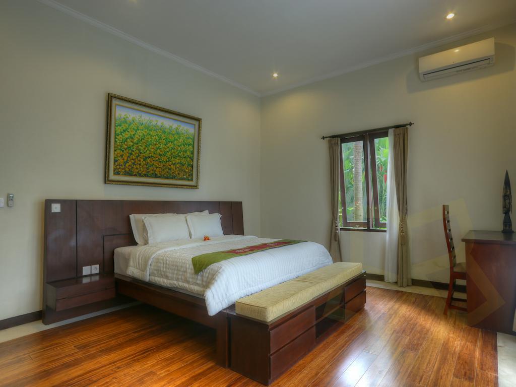Villa Fanisa Kuta Lombok Rum bild